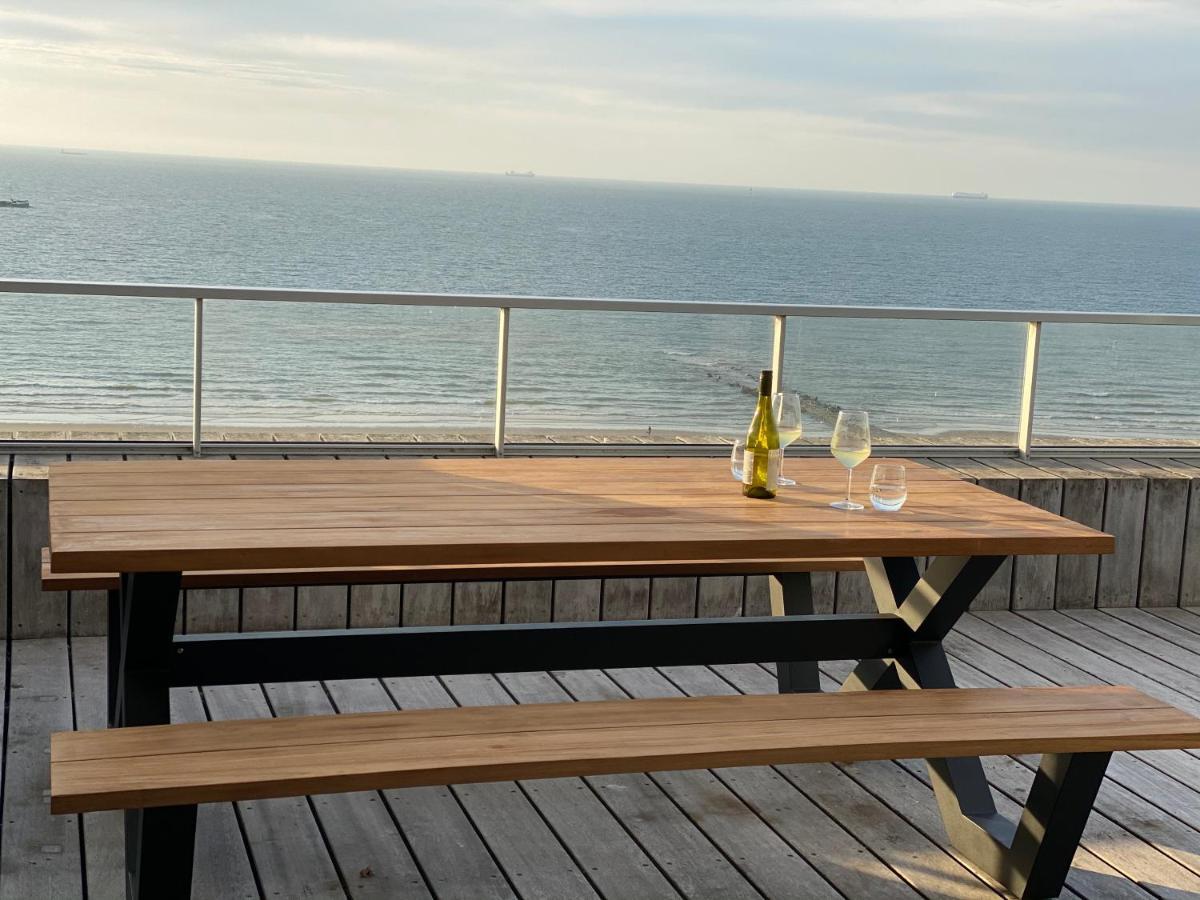 Penthouse Sea-Loft Blankenberge, Uniek Zeezicht, Luxeloft Met 40M2 Terras! Apartment Bagian luar foto